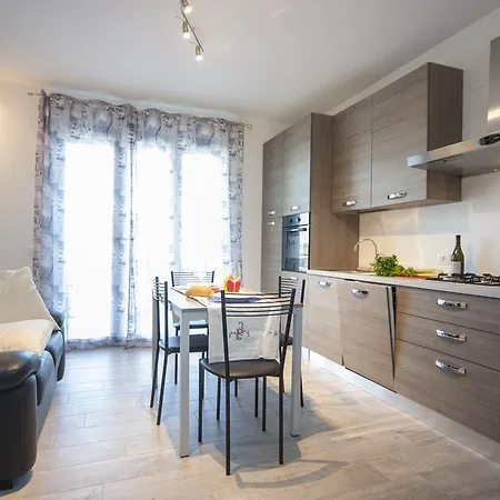 Giardini Centralissimo Al Mare Apartament Riccione