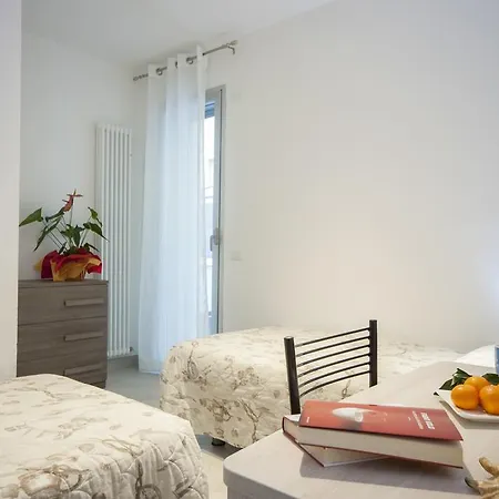 Appartamento Giardini Centralissimo Al Mare Riccione