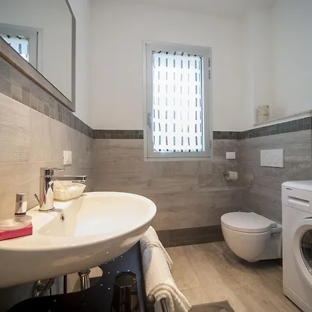 Appartamento Giardini Centralissimo Al Mare *