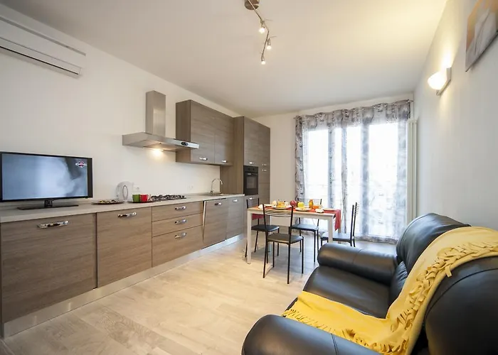 Giardini Centralissimo Al Mare Apartamento Riccione